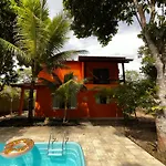Casa Espacosa Com Piscina, No Melhor Bairro De Arraial D Ajuda, A 7 Minutos Da Praia