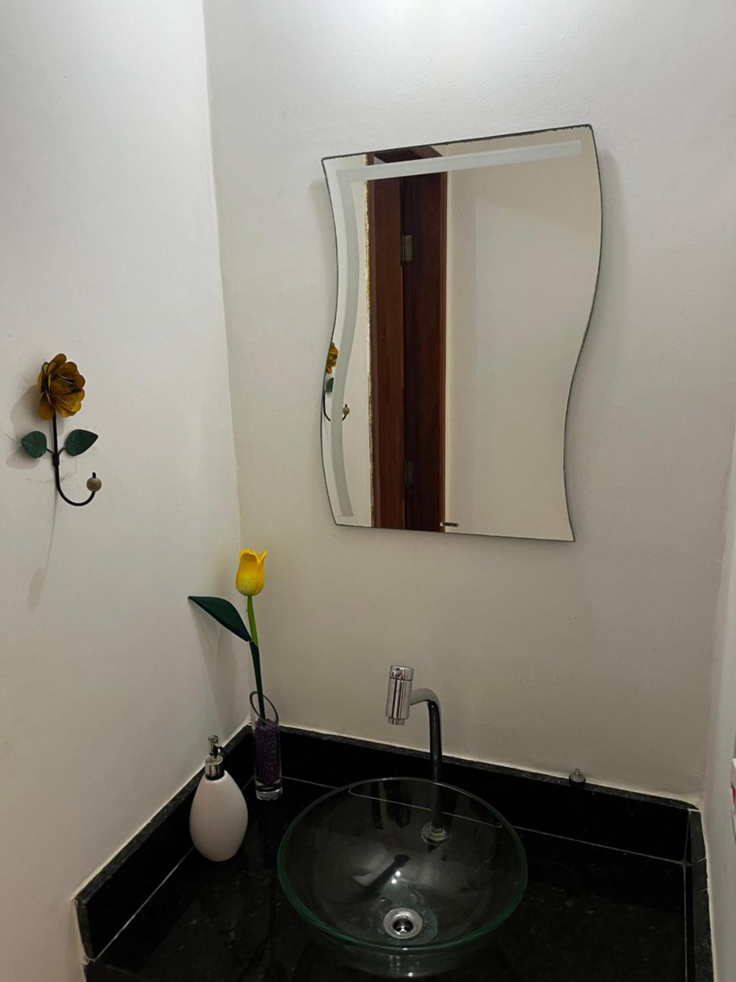 Casa Espacosa Com Piscina, No Bairro De Arraial D Ajuda, A 7 Minutos Da Holiday home *