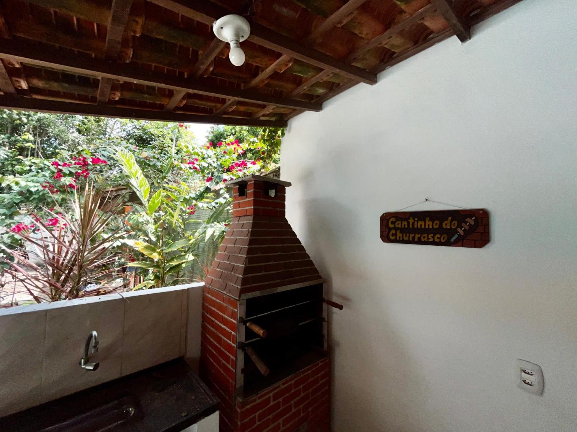 Casa Espacosa Com Piscina, No Bairro De Arraial D Ajuda, A 7 Minutos Da *