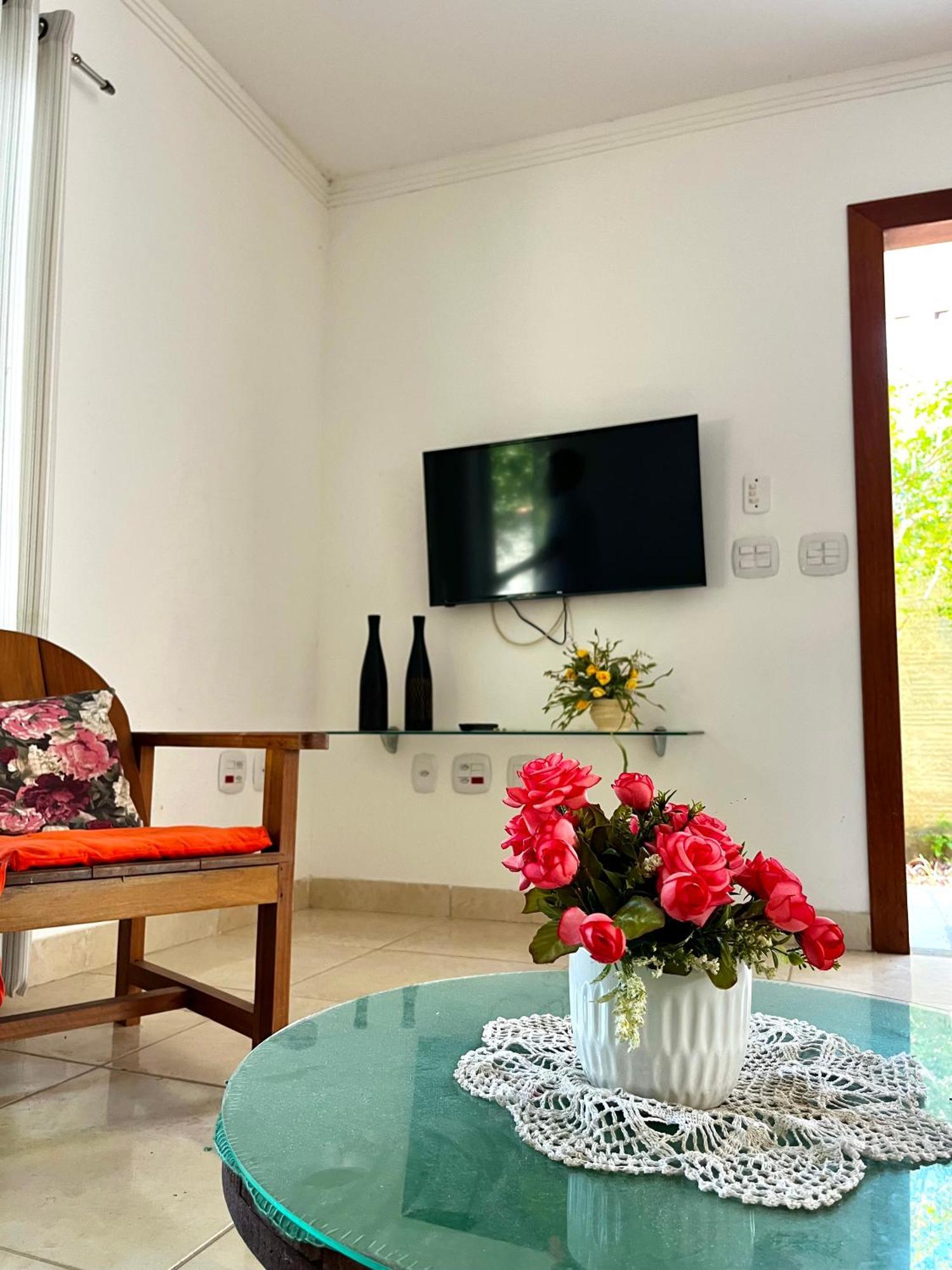 Casa Espacosa Com Piscina, No Bairro De Arraial D Ajuda, A 7 Minutos Da Casa de férias Porto Seguro